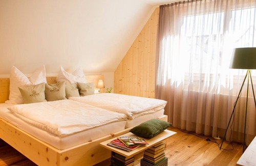 Lautlingen Apartment | Double room with shower/WC