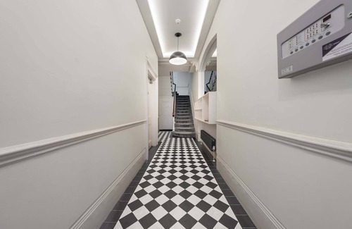 Brompton & Hans Town Apartment | Double Studio in Knightsbridge