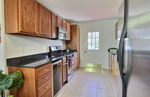 Killington Apartment | DoubleDen- AC, Hot Tub, Fire pit, Grill, Game Room