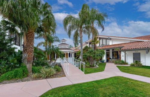 Bakersfield Hotel | DoubleTree by Hilton Bakersfield
