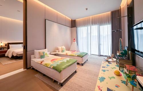 Cangnan County Hotel | DoubleTree By Hilton Cangnan