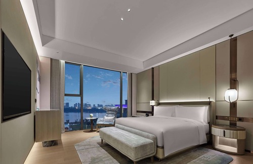 Shuangliu District Hotel | Doubletree By Hilton Chengdu Xinglong Lake