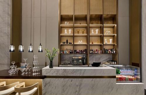 Chenghua Hotel | DoubleTree by Hilton Chengdu Riverside - Close to Panda Base and Chengdu East Railway