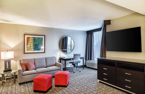 Johnson City Hotel | DoubleTree by Hilton Hotel Johnson City
