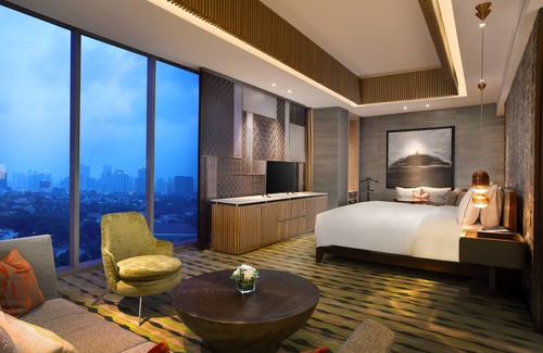 Pegangsaan Hotel | DoubleTree by Hilton Jakarta - Diponegoro