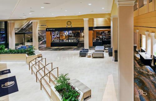 Downtown Tulsa Hotel | DoubleTree by Hilton Tulsa Downtown