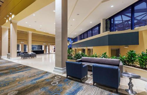 Downtown Tulsa Hotel | DoubleTree by Hilton Tulsa Downtown