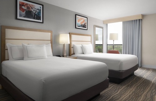 Northeast Virginia Beach Hotel | DoubleTree by Hilton Virginia Beach