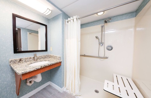 Northeast Virginia Beach Hotel | DoubleTree by Hilton Virginia Beach
