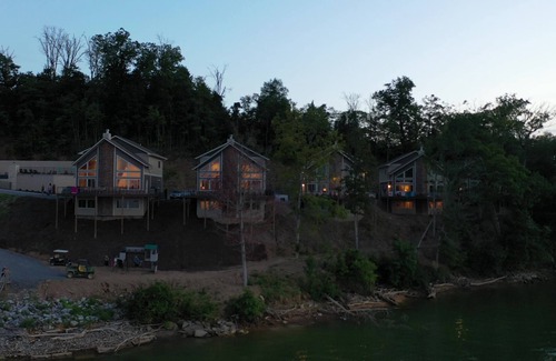 Newport House | Douglas Lake Villa Near The Smoky Mountains, On Douglas Lake!