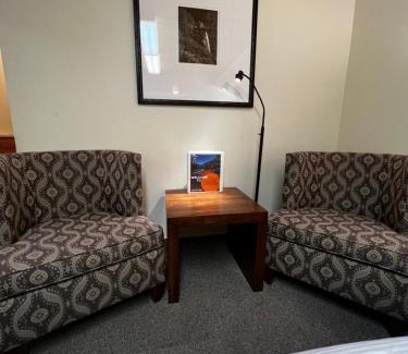 Dove Creek Hotel | Dove Creek Inn