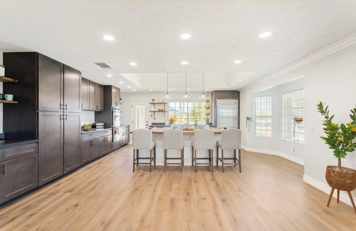 Murrieta House | Dove Creek Retreat - Resort Style Home, Saltwater Pool/Jacuzzi, Highspeed Wi-Fi