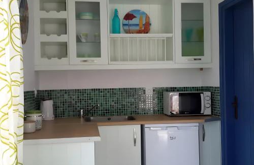 Kato Aprovatou House | Dove View