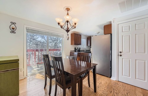 Belmar Park House | Dover Court 2BR Red Rocks Basecamp in Lakewood