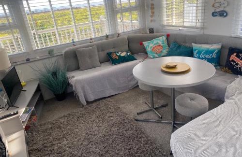 Whitley Bay Resort | Down By The Bay
