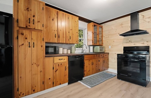 Sullivan House | Down East Maine Beach Front Escape Near Bar Harbor