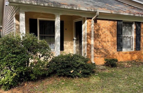 Golden Grove House | Down Home Comfort - Greenville, SCnn