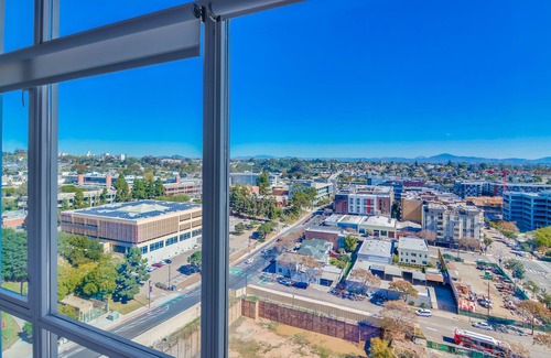 Smart Corner Condo | DOWN TOWN SAN DIEGO!