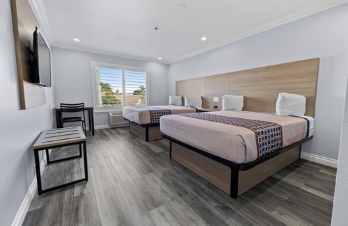 Downey Hotel | Downey Inn