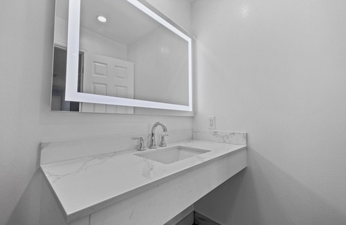 Downey Hotel | Downey Inn