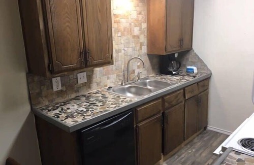 Lawton Apartment | Downstairs one bedroom close to Fort Sill!