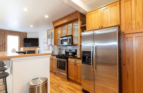 Salida Apartment | Downstream Loft - Historic Savory Building