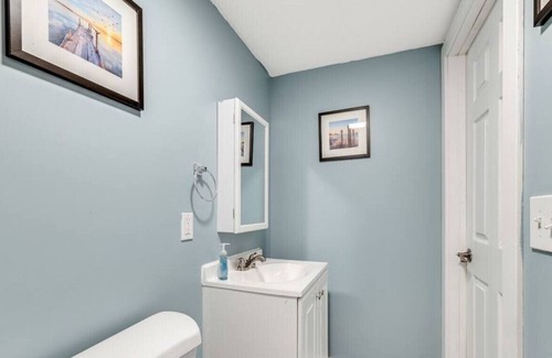 Augusta Apartment | Downtown 1 BD | Sleeps 4 | Sleeper Sofa | Parking