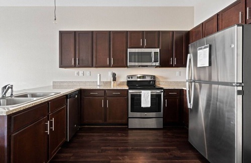 Montgomery Apartment | Downtown 1BR Gem | King Bed & Cozy Vibes