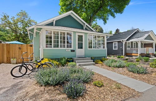 University Park House | Downtown Abode W/Hot Tub – Walk to Csu & Old Town