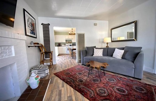 Arcata House | Downtown Arcata Garden Cottage