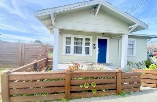 Arcata House | Downtown Arcata Garden Cottage