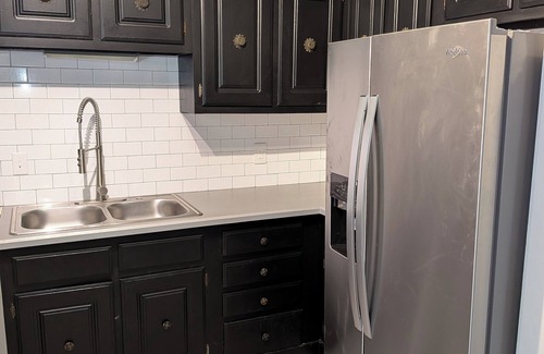 Athens House | Downtown Athens Townhouse with free parking
