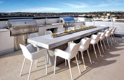 Civic District Condo | Downtown Austin 2BR Prime new location Rooftop Pool