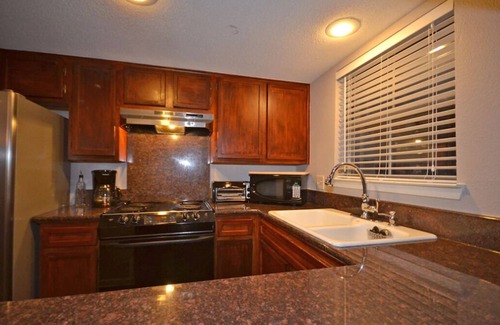 Waller Creek District Condo | Downtown Austin Suite