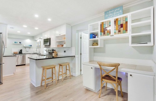 Stuart House | Downtown Beach Cottage - Heated Pool