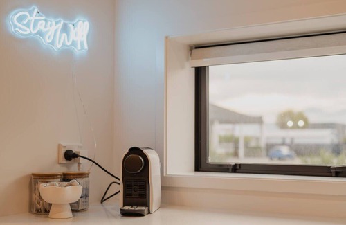 Christchurch City Centre House | Downtown Bliss - 4-BR Retreat Amidst the Cityscape