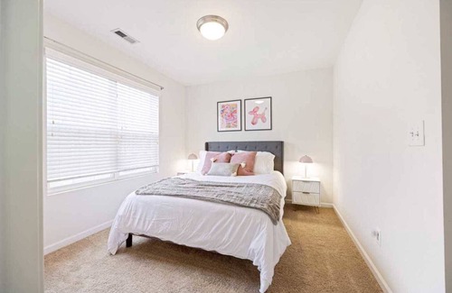Durham House | Downtown Bliss on Suncrest Ct