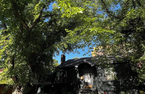 Downtown Bozeman Apartment | Downtown Bozeman Bungalow - 2 blocks from Main St.