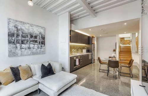 Auckland Central Business District Apartment | Downtown CBD Apt | Central Walkable | Zodiak Stays
