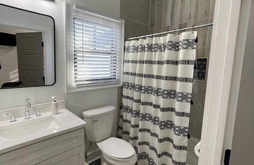 Westside Cottage | Downtown Charleston cottage, next to Hampton Park. Great location!!