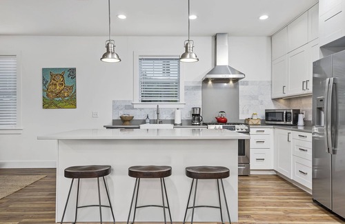 St. Augustine House | Downtown Charmer with Pool - Perfect for Couples or Small Families!