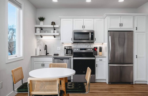 Traverse City Condo | Downtown condo near West Bay