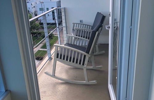 South Eola Condo | Downtown Condo w/Treetop Views & Free EV Charging