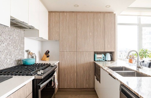 North End Condo | Downtown Condo with Hot-Tub