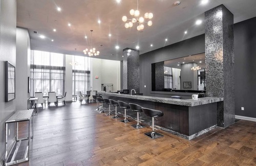 Old Town Apartment | Downtown Core Condo Toronto