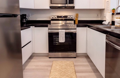 Belltown Condo | Downtown Cottage Escape