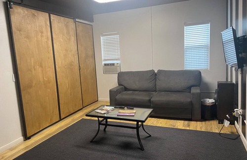 Southside Condo | Downtown Cozy Condo-Walk to Best Diners, Breweries, NAU, Historic Flagstaff.