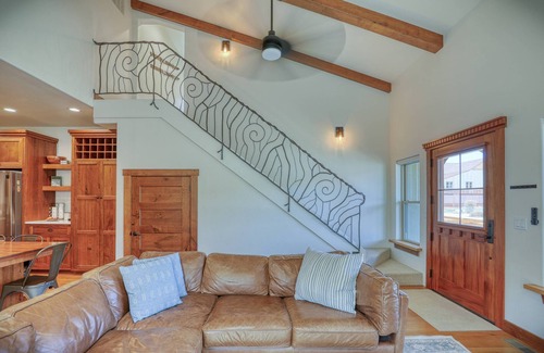 Pagosa Springs House | Downtown Craftsman Homestead