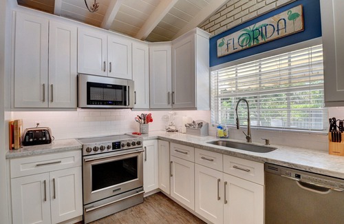 Lake Ida Shores House | Downtown Delray Beach House, Heated Pool, 5 min to Atlantic Ave