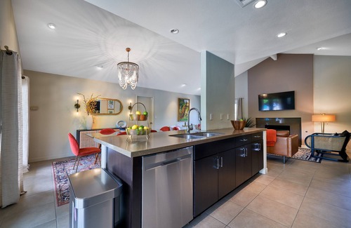Sunmor House | Downtown Desert Oasis Hideaway | Pool | Hot Tub